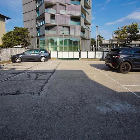Apartamento Quito Movida E *